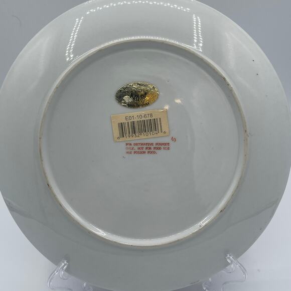 ORIENTAL ACCENT 10 INCH LOCHINVAR DECORATIVE PLATE, Made in China, Porcelain - Picture 6 of 9